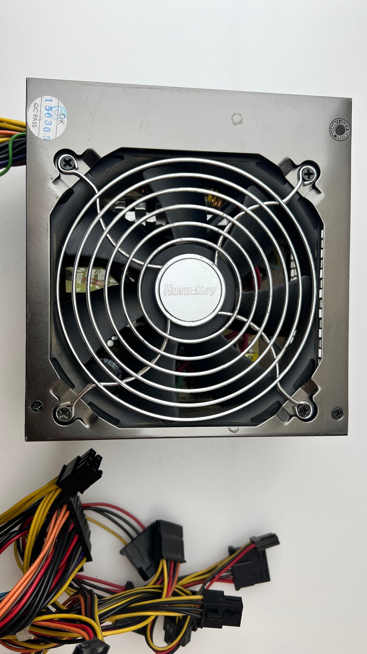 Huntkey 550W PSU (Excellent condition, like new, no corrosion)