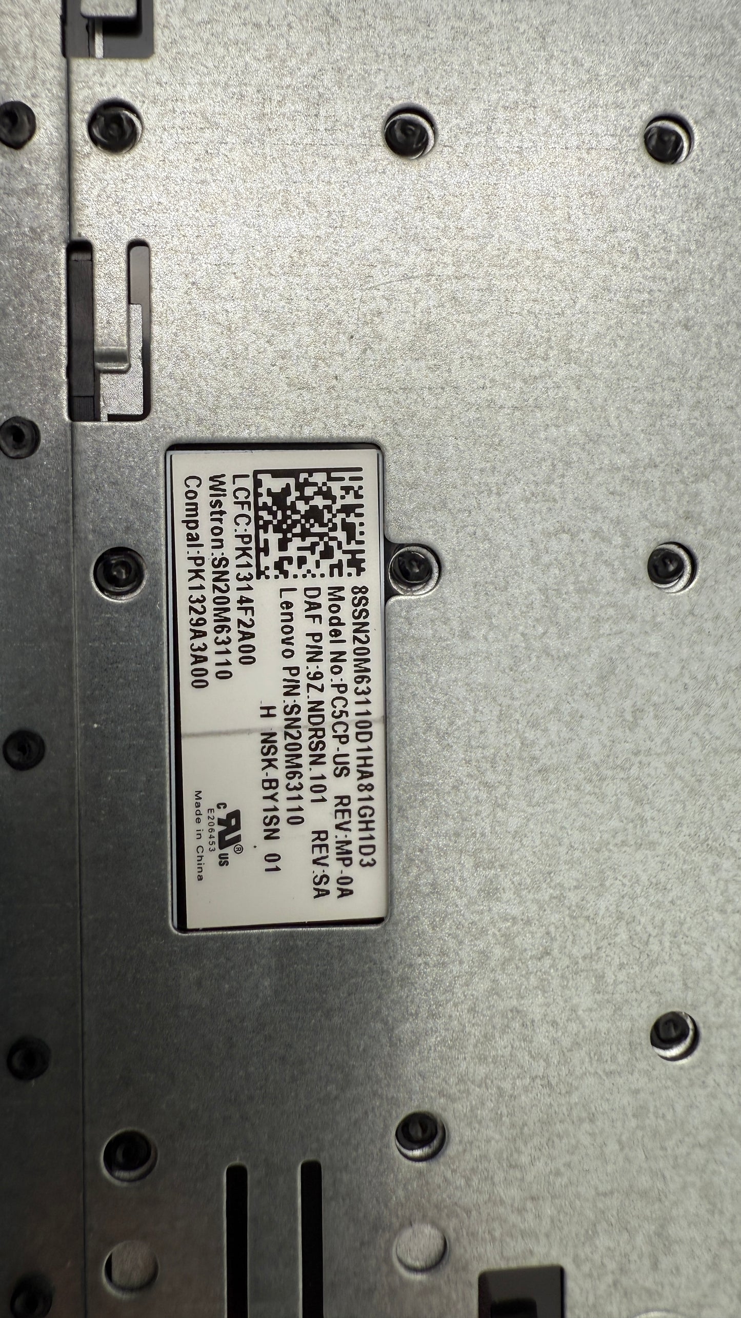 Lenovo IdeaPad 320-15ISK Keyboard , Trackpad and Palm rest.
PIN:9Z.NDRSN.101