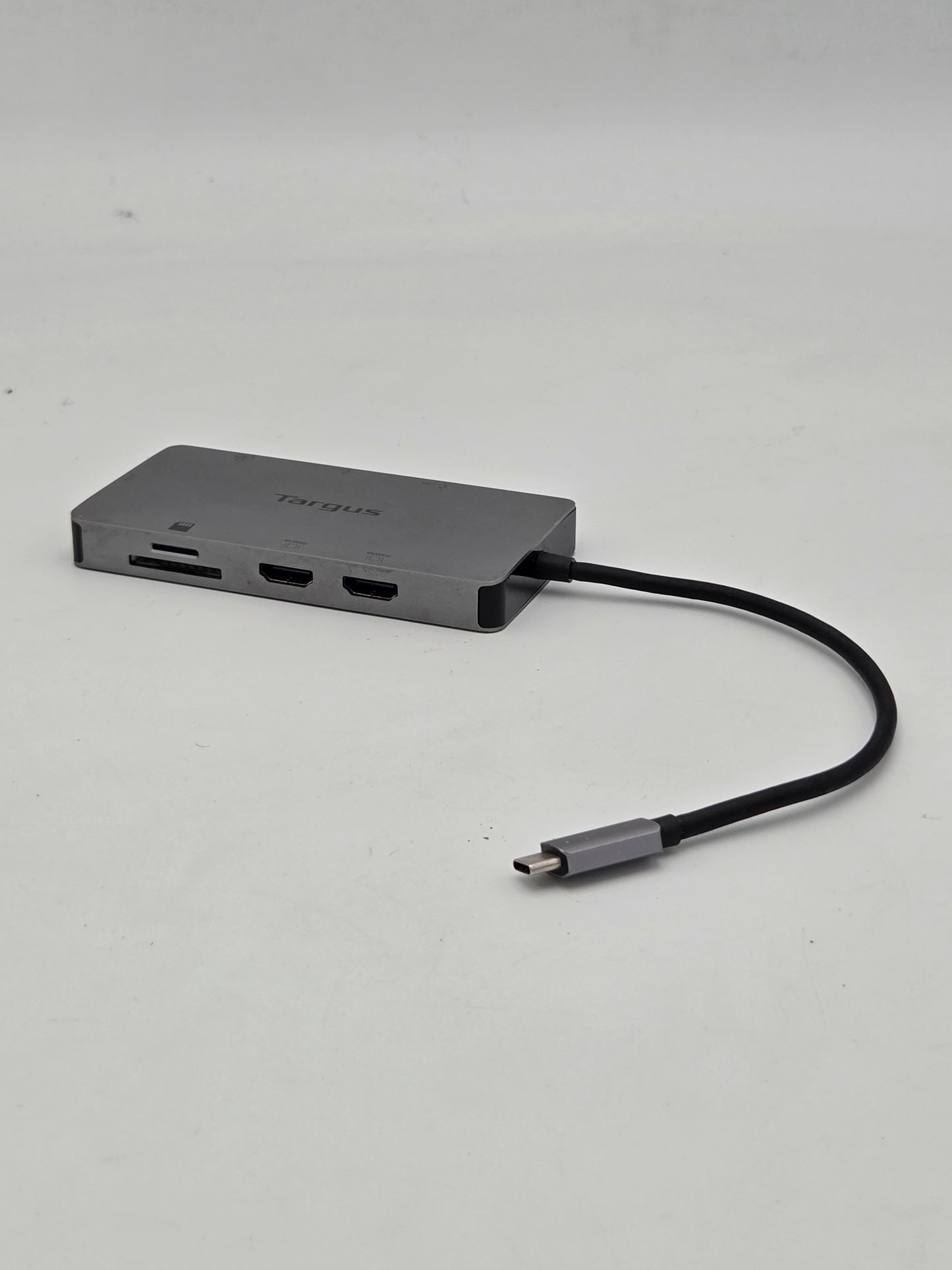 Targus USB-C 4K HDMI/VGA Docking Station with 100W PD Pass-Thru