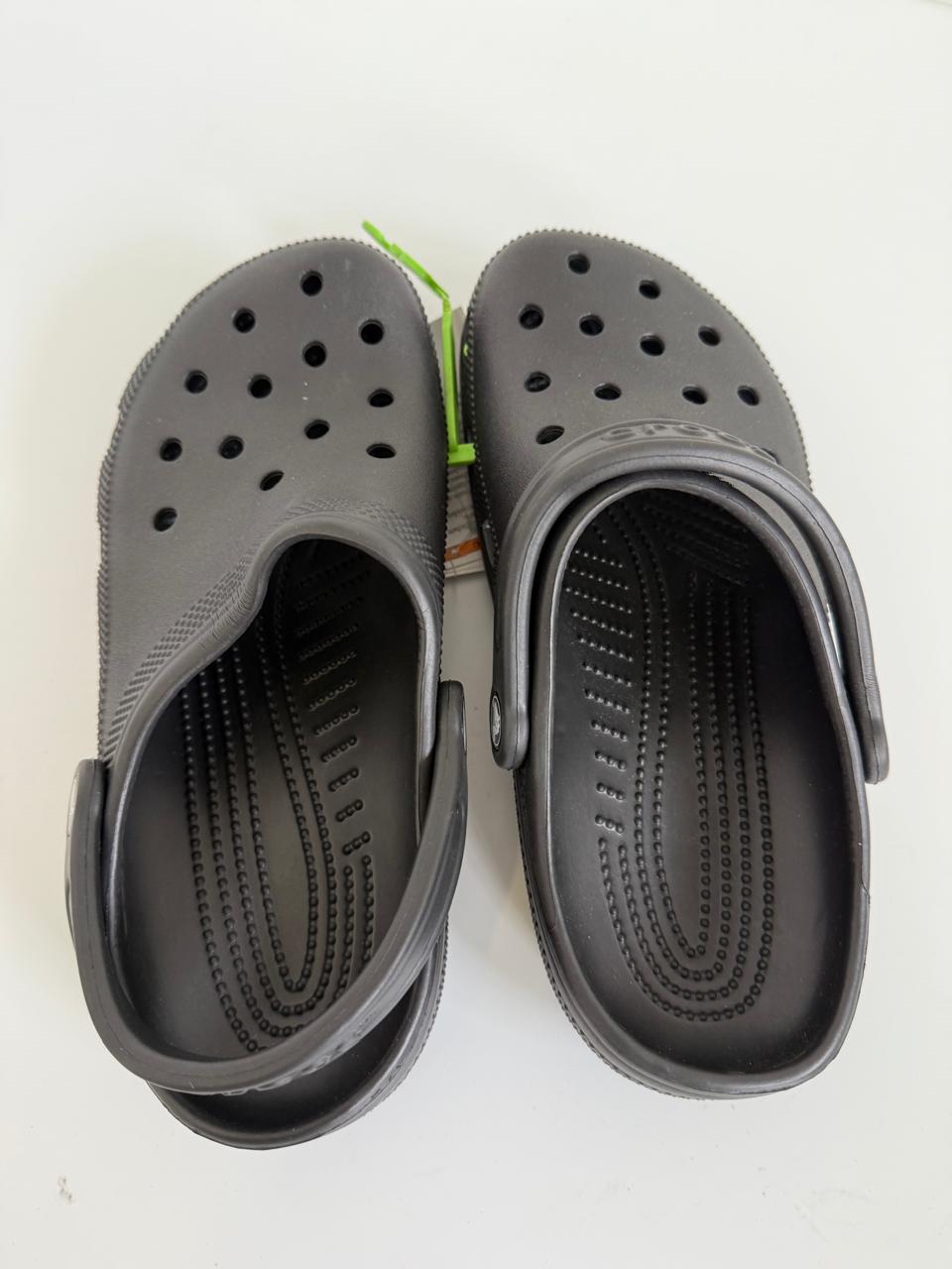 Crocs Classic Black Clog - M UK 7 - W UK 9