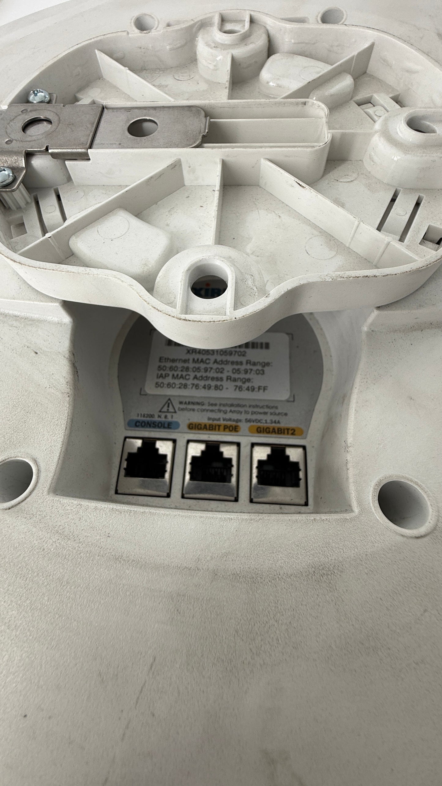 Xirrus XR-4820 Access Point.