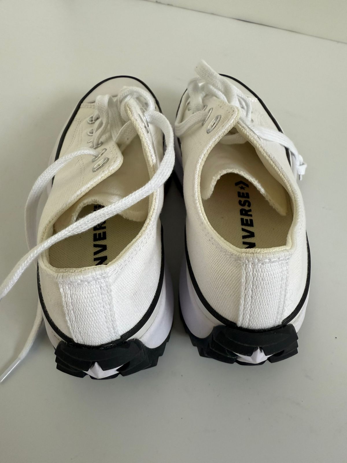Converse Run Star Hike White Sneaker - UK 4