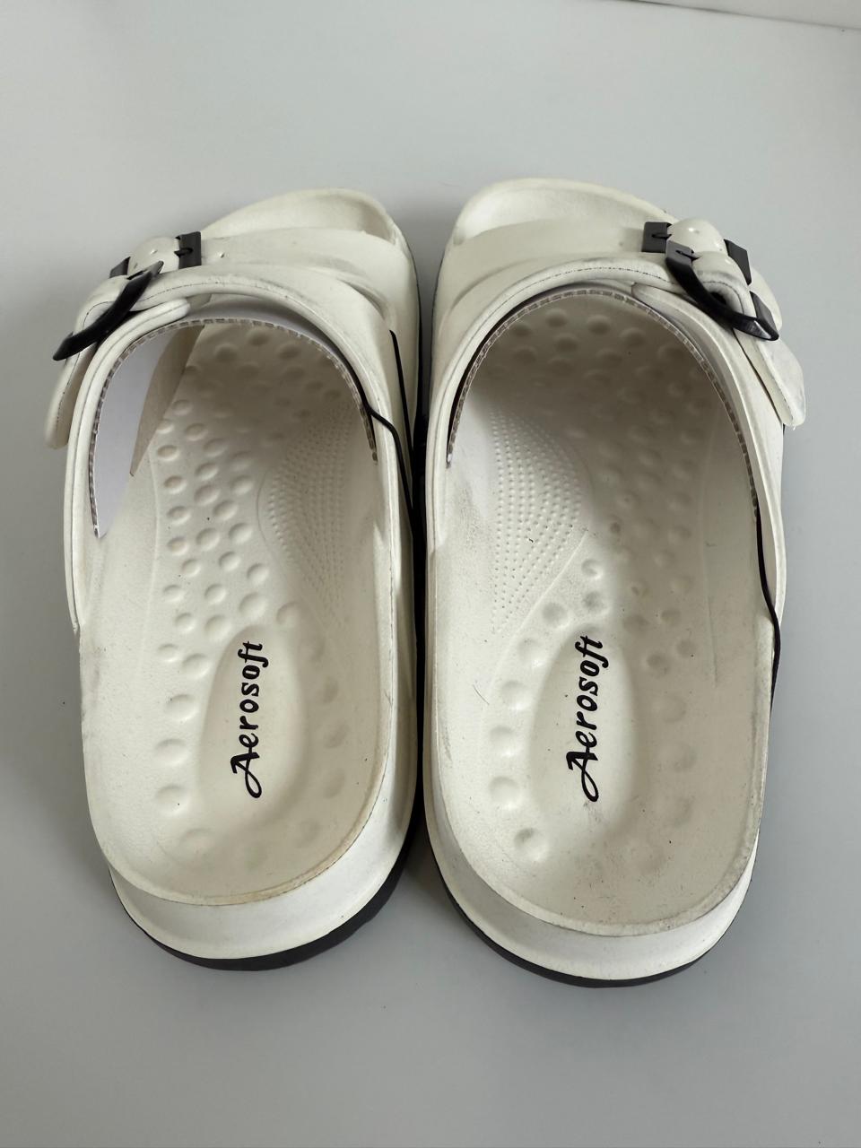 Aerosoft Women Plain Arch Fit - White - UK 8