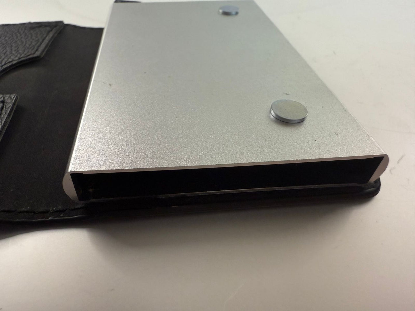 Auto Pop Up Card Holder/Wallet