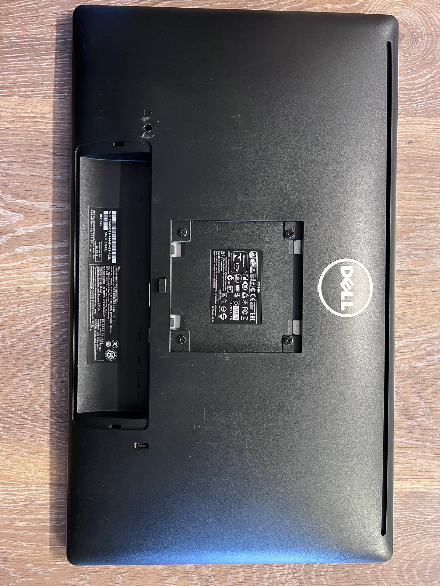Dell P2314Ht Monitor C Grade- With HDMI