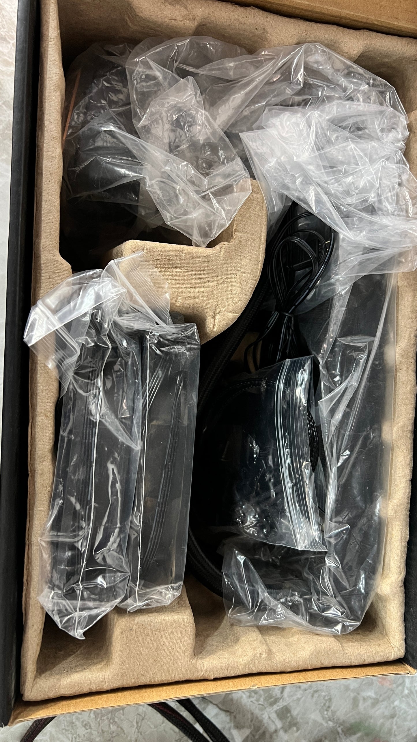 Cougar AQUA 240 RGB All In One CPU Liquid Cooler / More than 100 RGB Effects / Motherboard Synchronization / Driver-Free / Extremely Silent Performance Used Like New