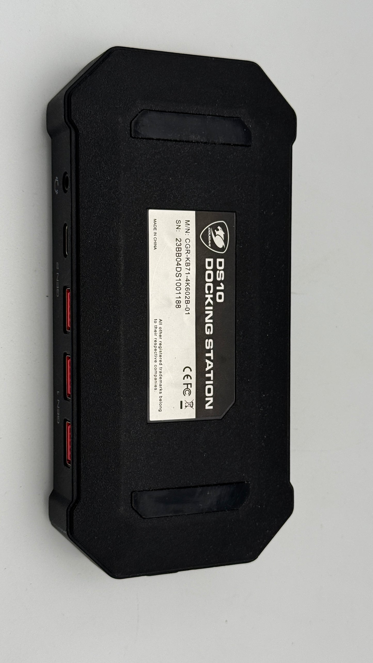 Cougar DS10 10-Port Docking Station