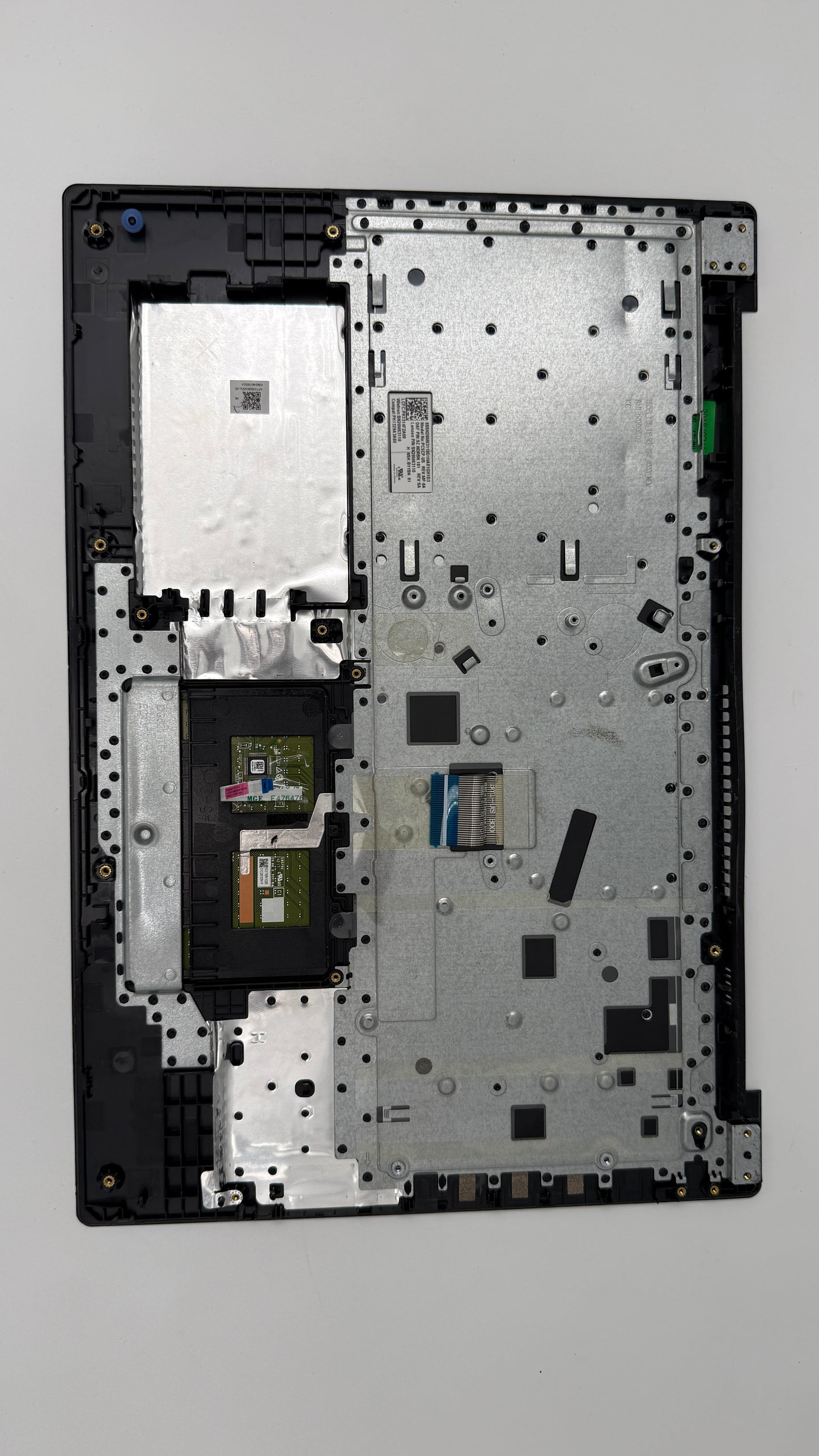 Lenovo IdeaPad 320-15ISK Keyboard , Trackpad and Palm rest. 
PIN:9Z.NDRSN.101