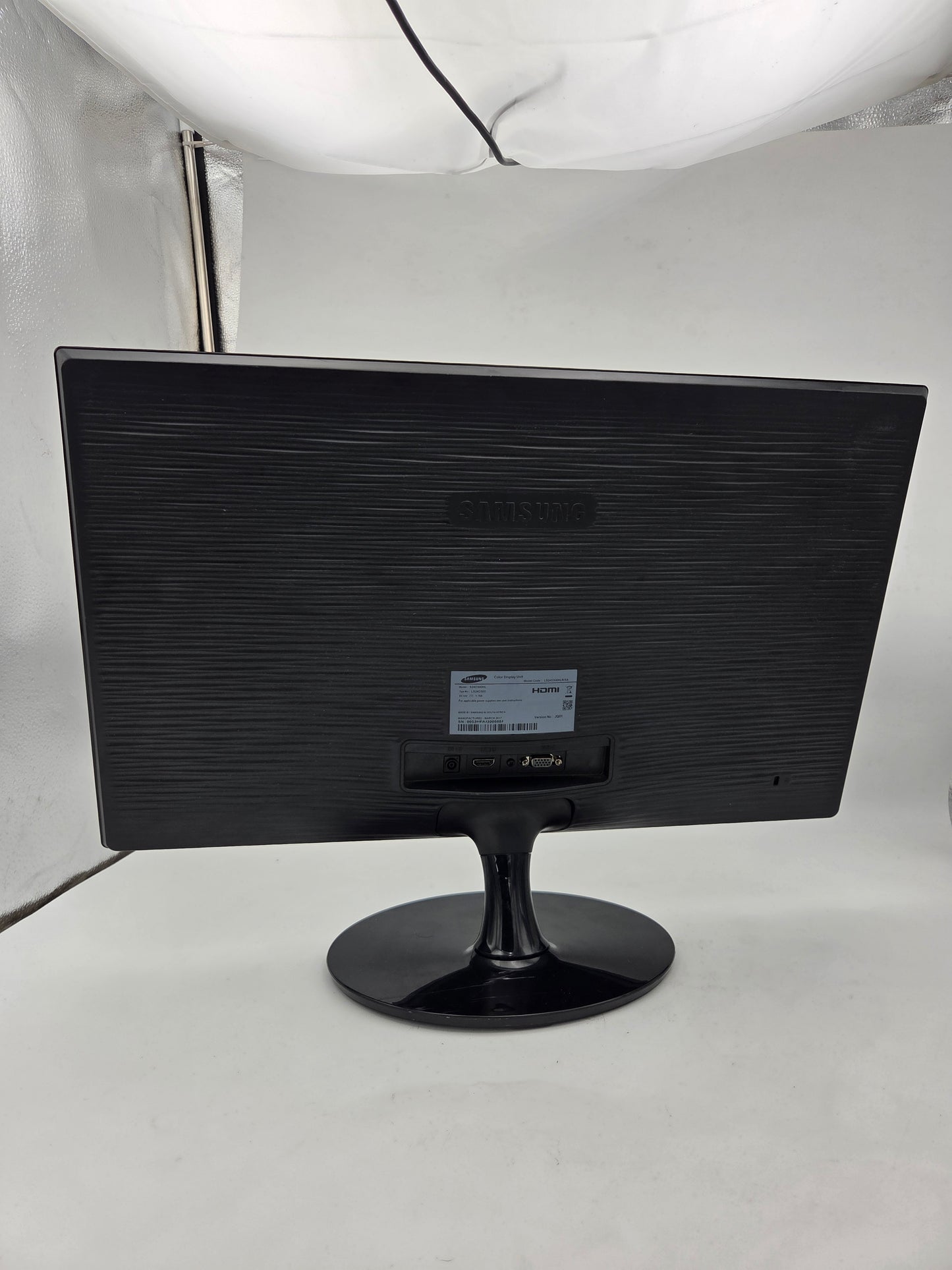 Samsung S24B300HL 24-inch LED Monitor (B GRADE UNIT)