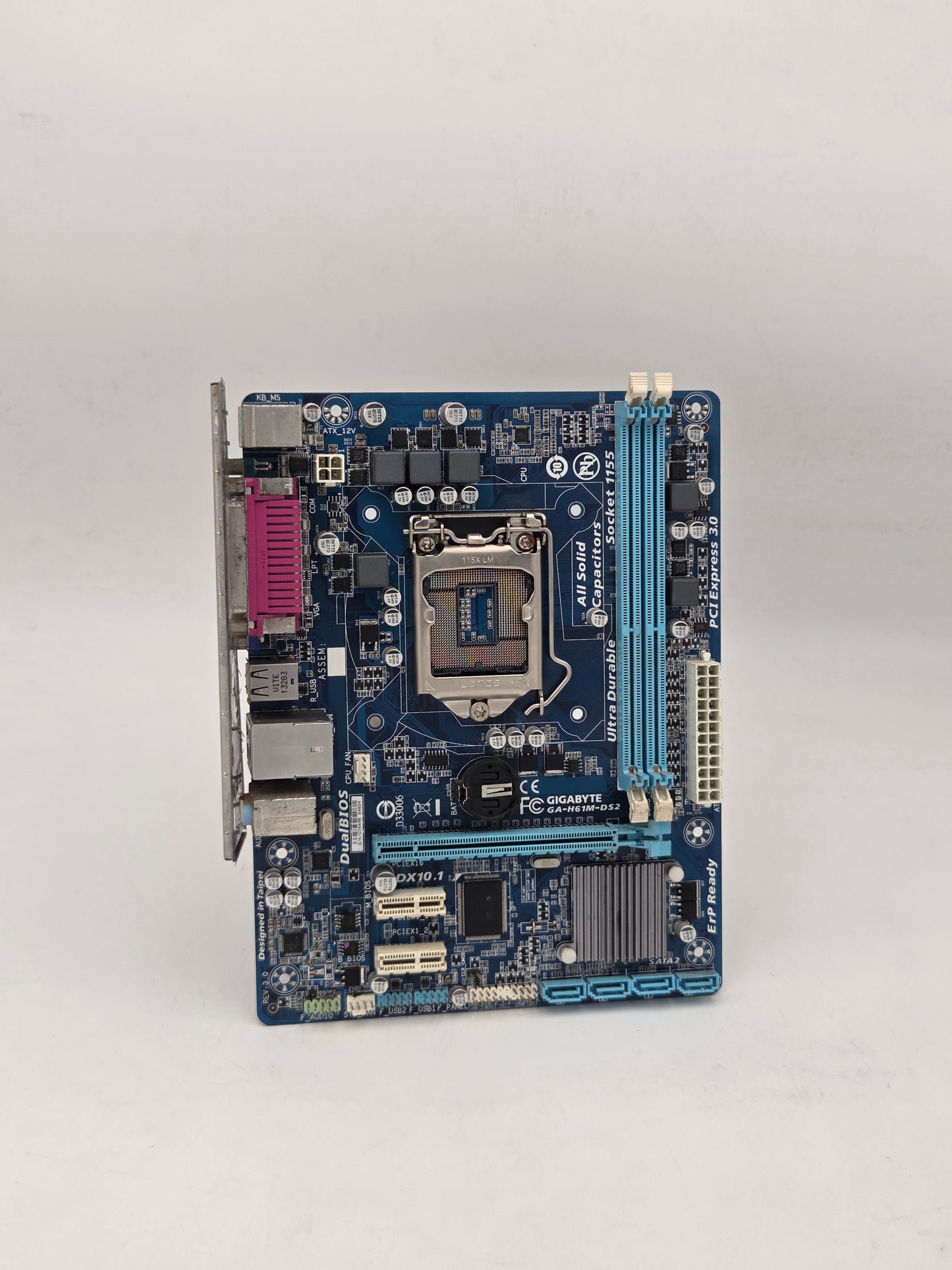 Gigabyte GA-H61M-DS2 Micro-ATX Motherboard - LGA 1155 Socket