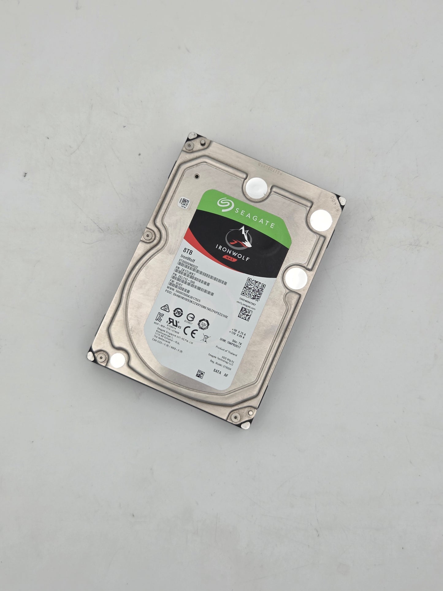 Seagate IronWolf 8TB NAS Hard Drive (ST8000VN0022) Test Results In Images