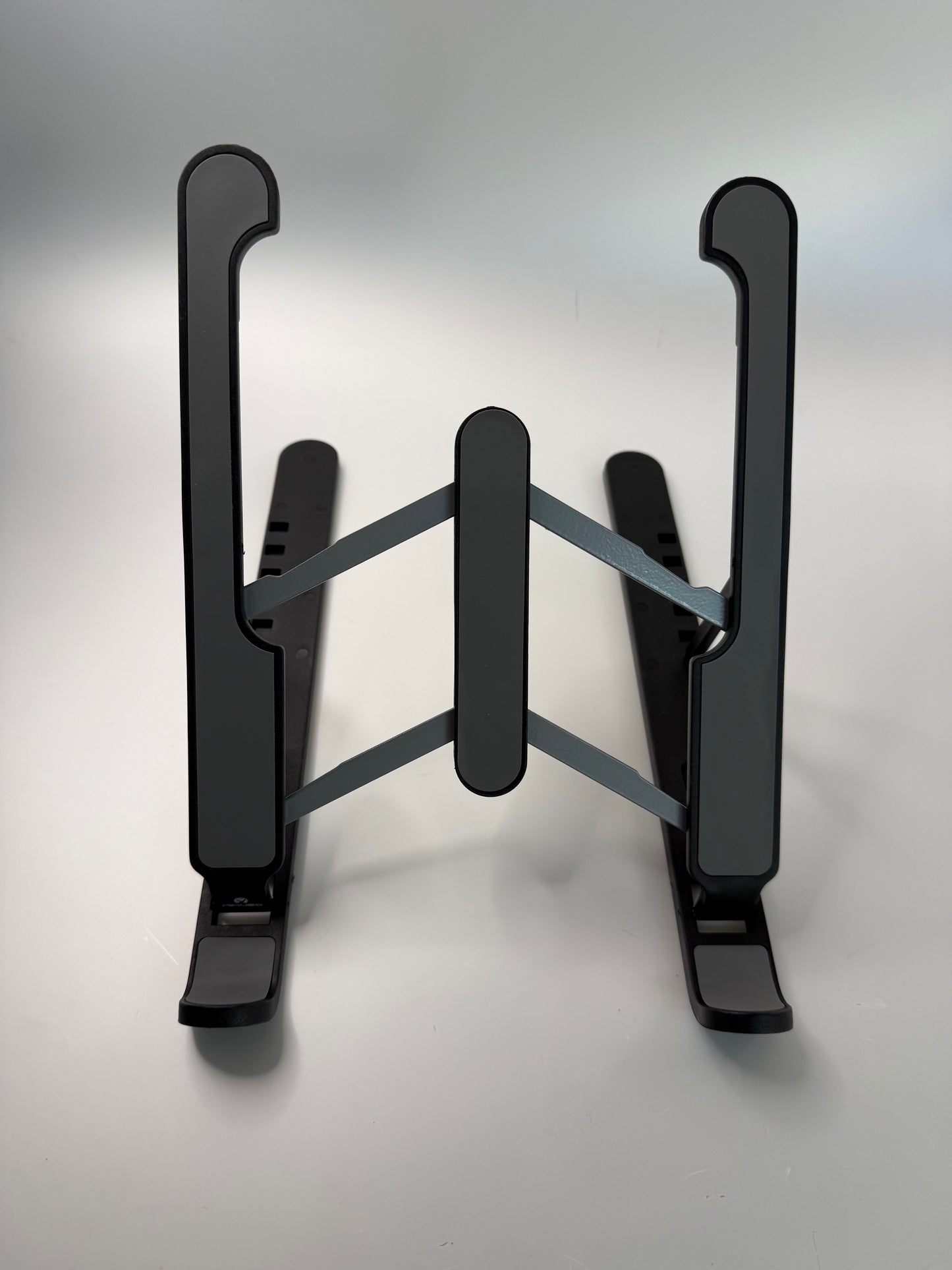 Portable/Foldable Laptop Stand