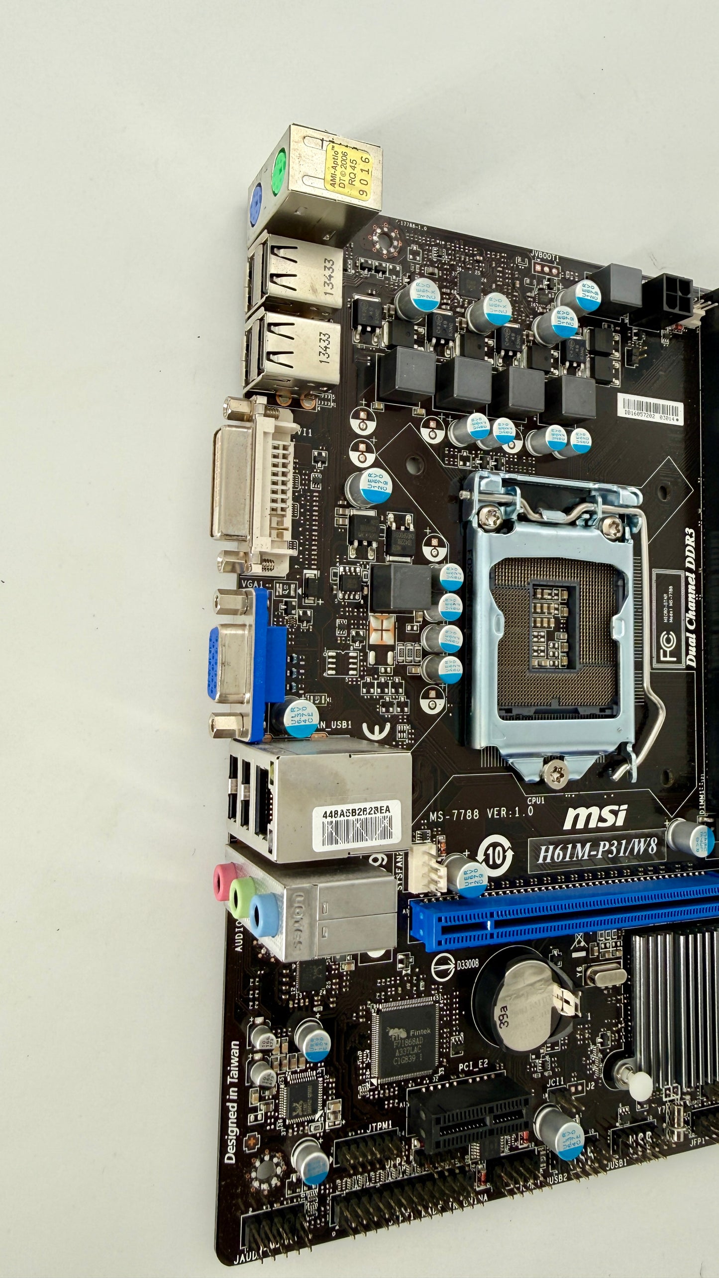 MSI H61M-P31/W8 Socket 1155 Mother Board-New-Removed from PC