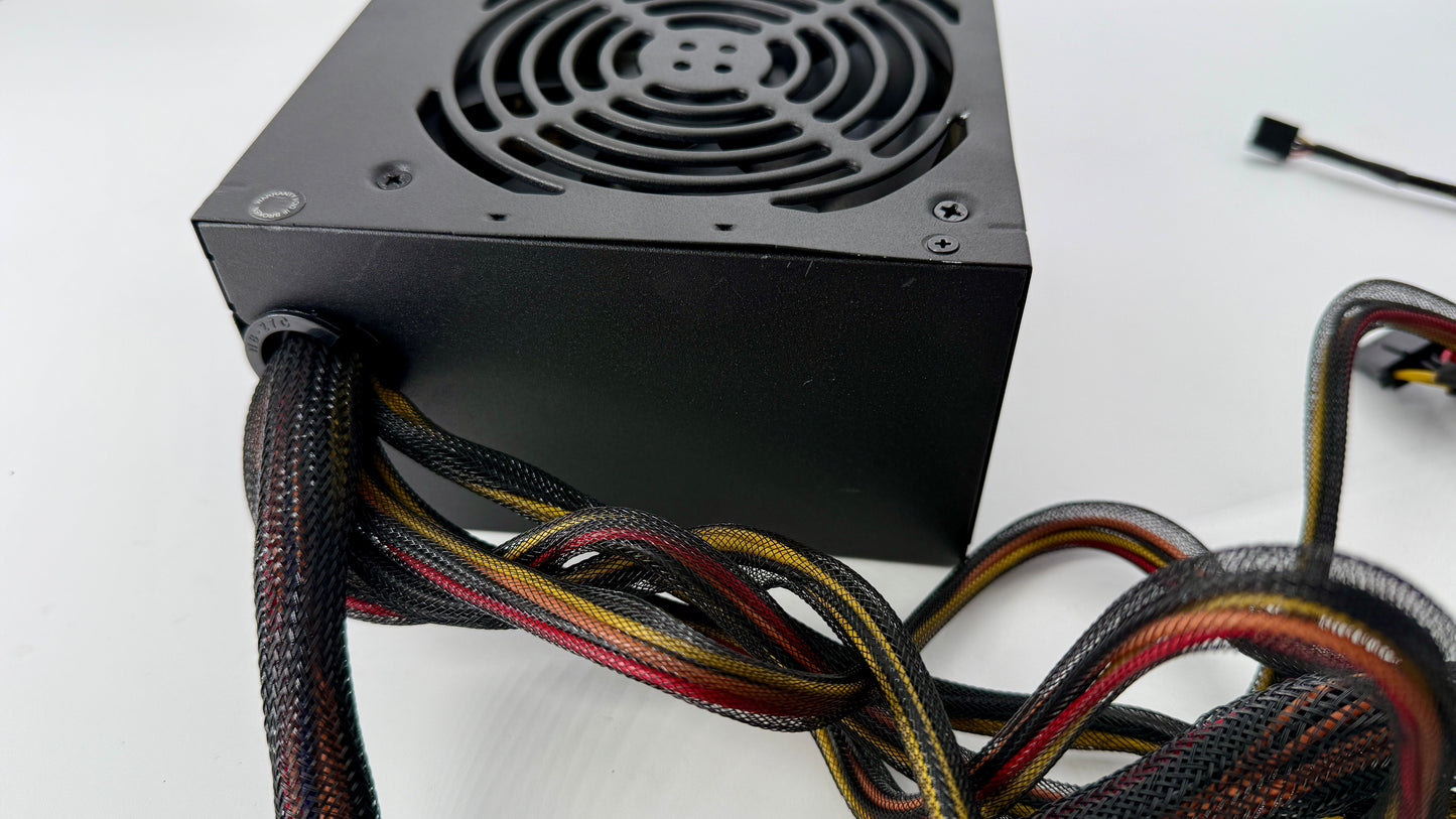 Corsair VS650 — 650 Watt 80 PLUS® Power Supply S/N:13487109000008181133