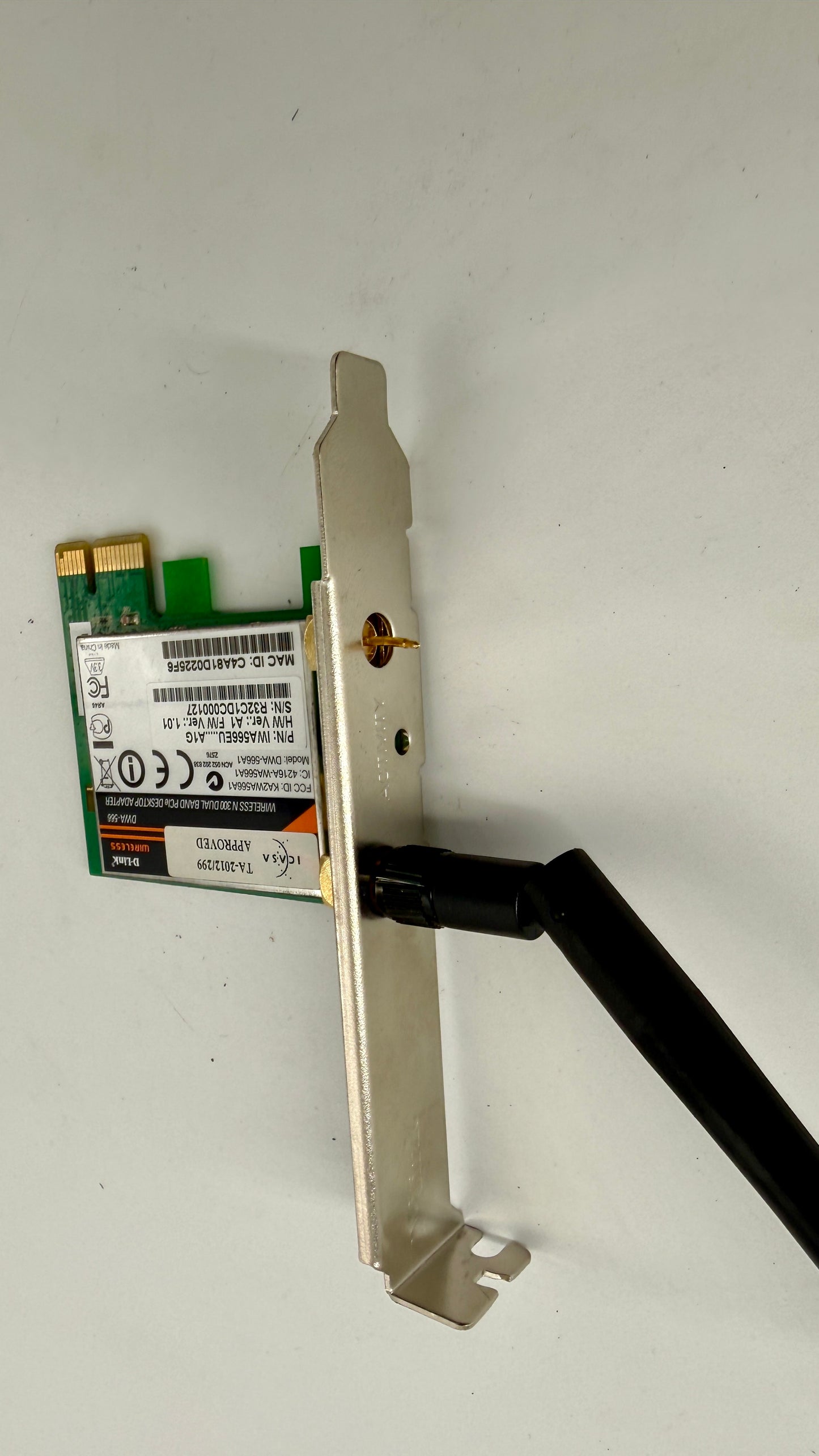 D-Link DWA-566 PCIe desktop Wi-Fi adapter