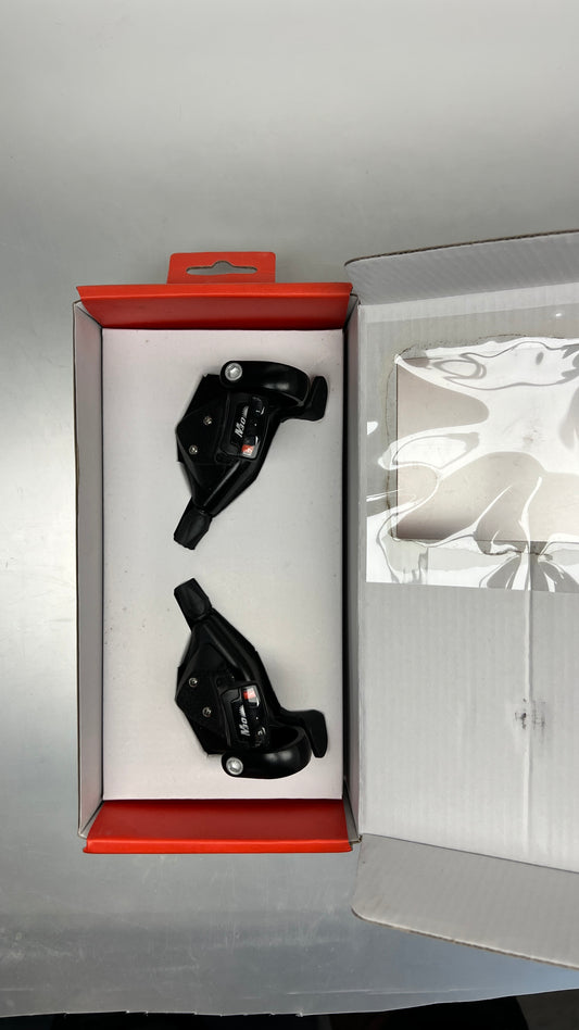 SunRace Dual Lever Shifters Pair R7/L3