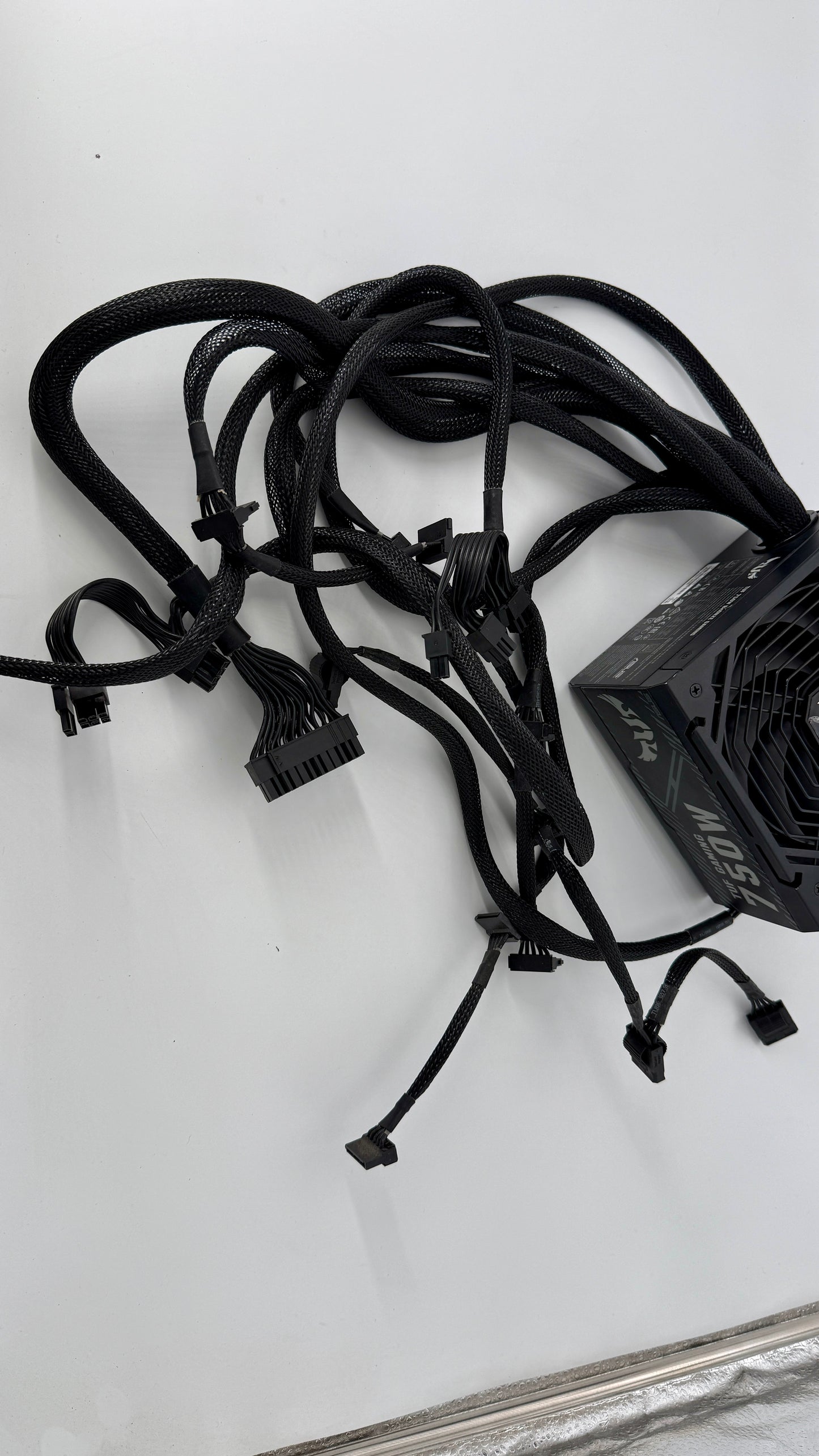 ASUS TUF Gaming 750B (TUF-GAMING-750B) Like New