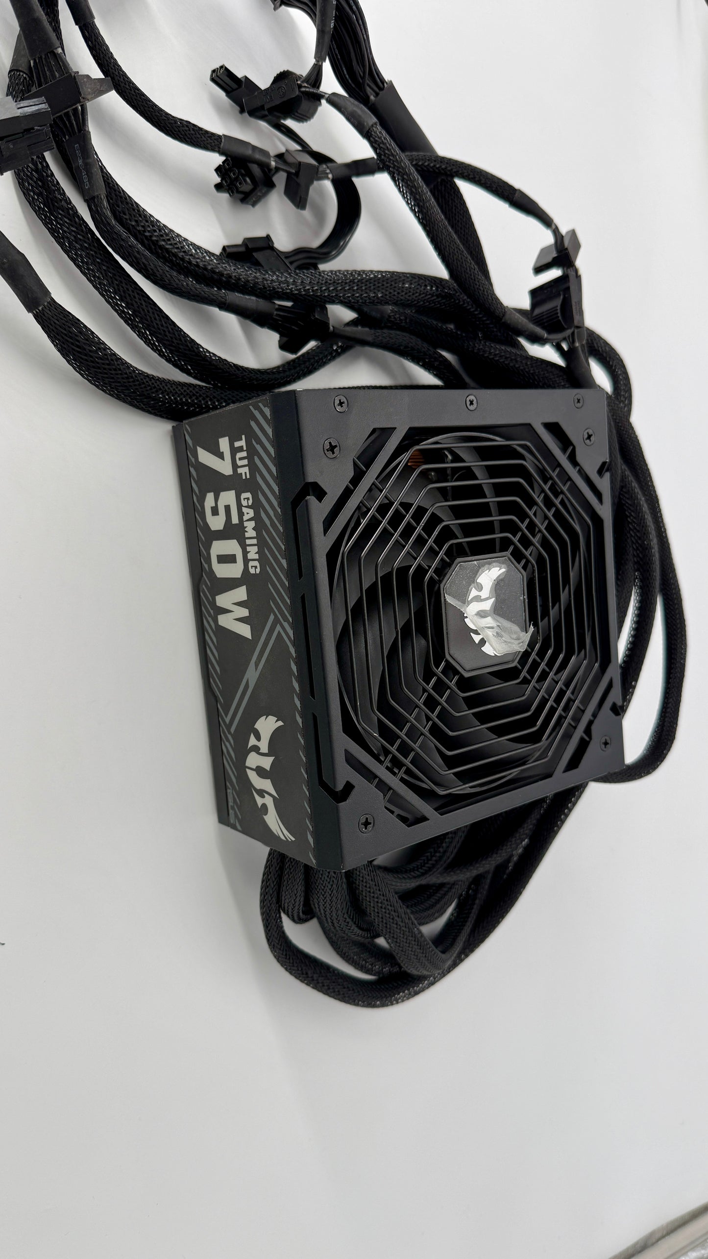 ASUS TUF Gaming 750B (TUF-GAMING-750B) Like New
