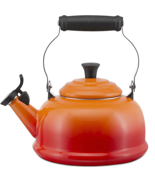 Le Creuset Classic Kettle Flame
