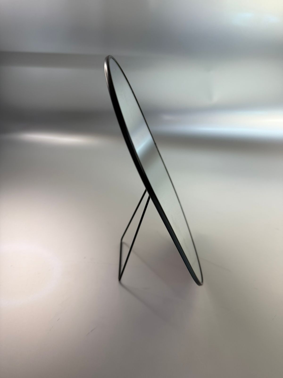 Standing Metal Frame Mirror - 16x25cm